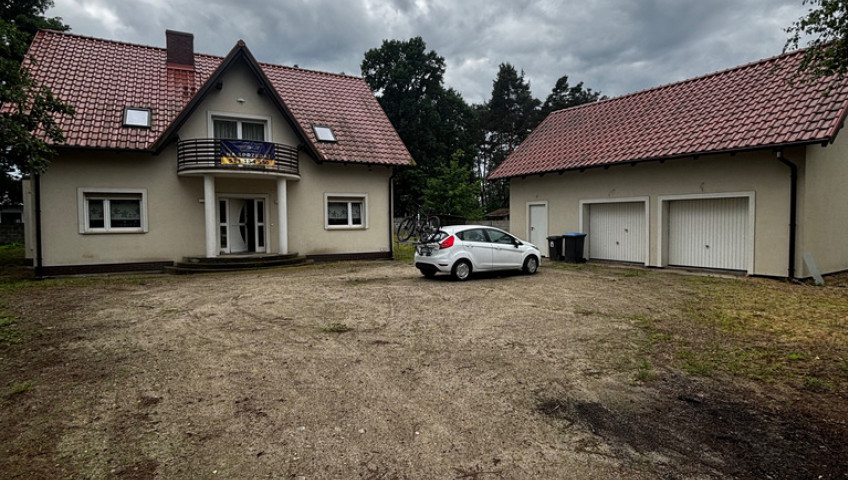 Dom Sprzedaż Brenno Leszczyńska