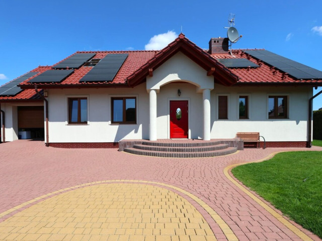 Dom Sprzedaż Białuń